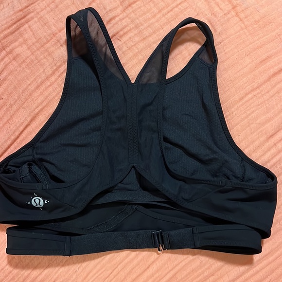 Lululemon bra - Picture 2 of 3